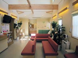 青い森こどもアレルギークリニック　待合室